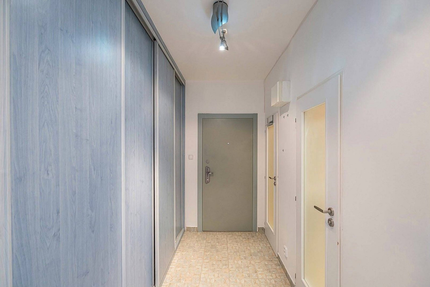 Prodej bytu 2+1 57 m² — photo 4