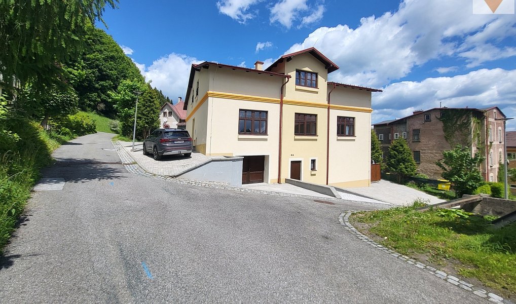 Prodej bytu 4+kk 99 m², Žacléř – náhled fotky 41