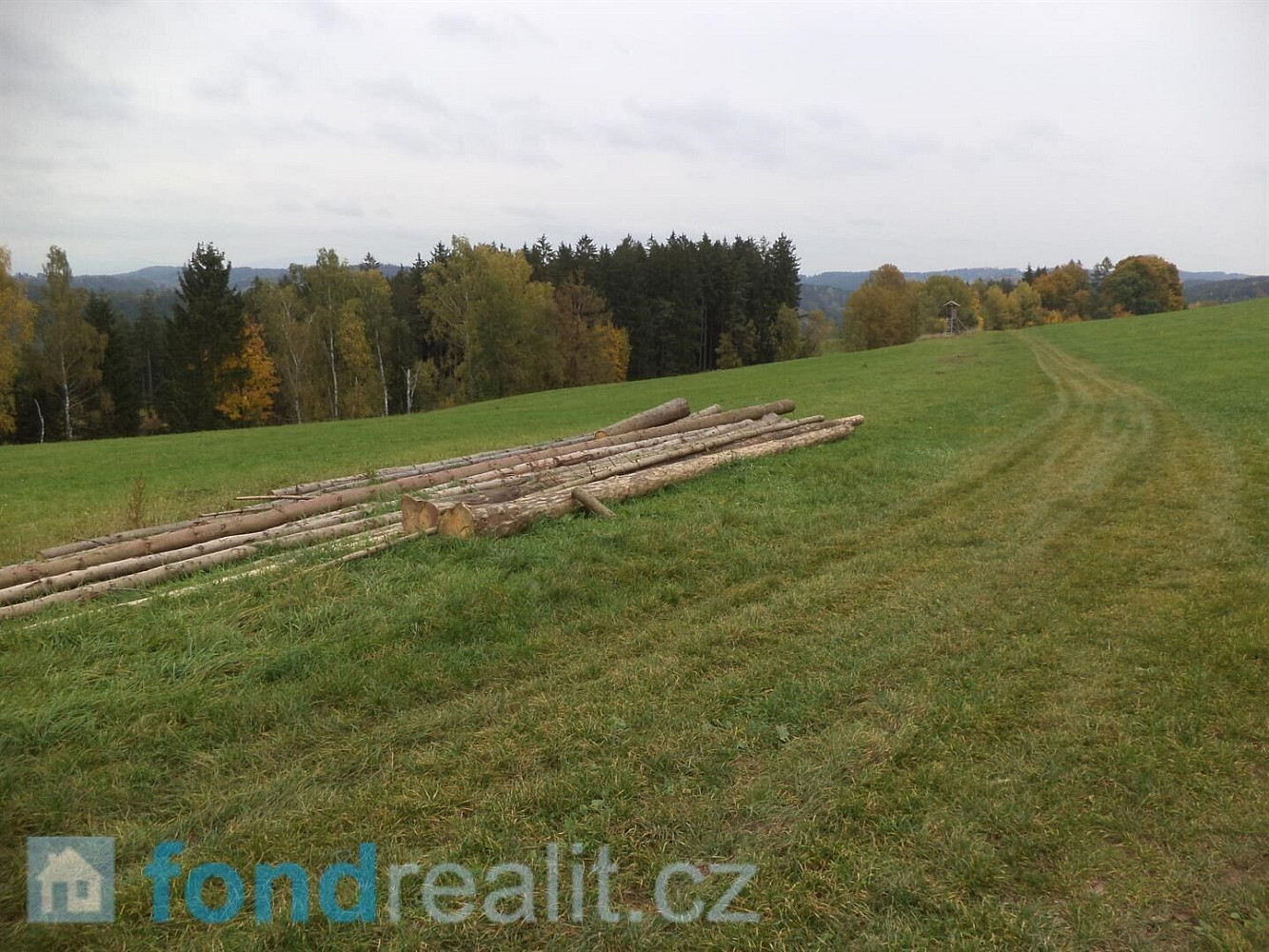 Prodej pozemku 2 376 m² – fotografie 4