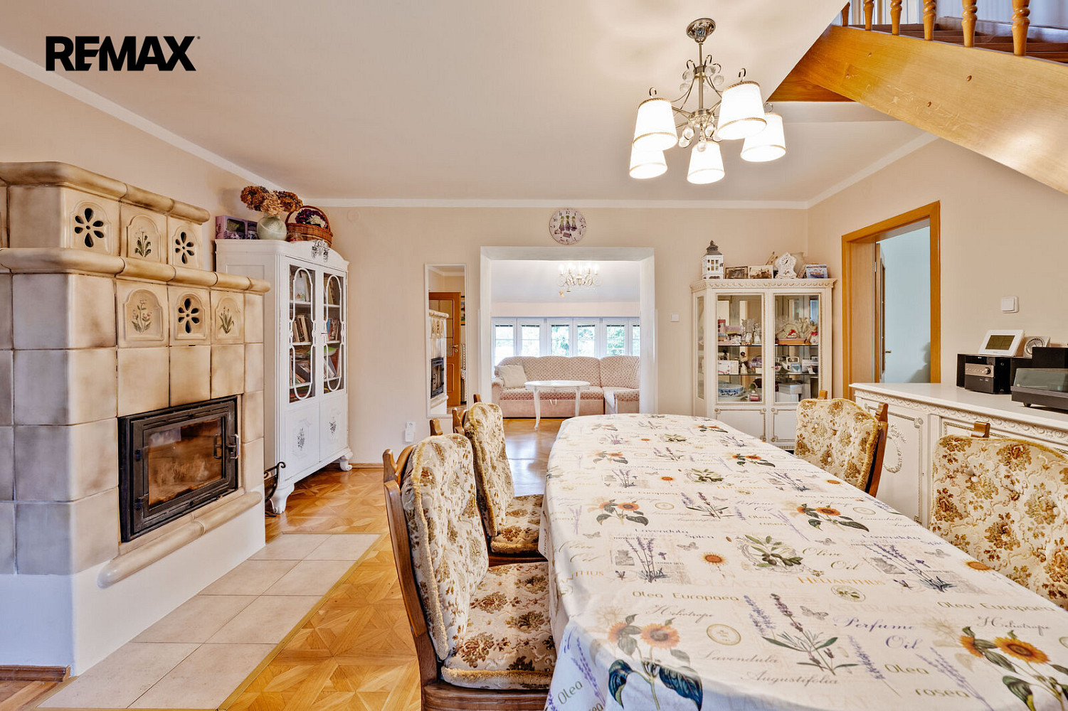 Prodej domu 256 m² s pozemkem 1 744 m² – fotografie 4