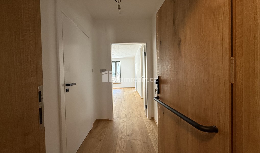Pronájem bytu 2+1 57 m², Harrachov – náhled fotky 12