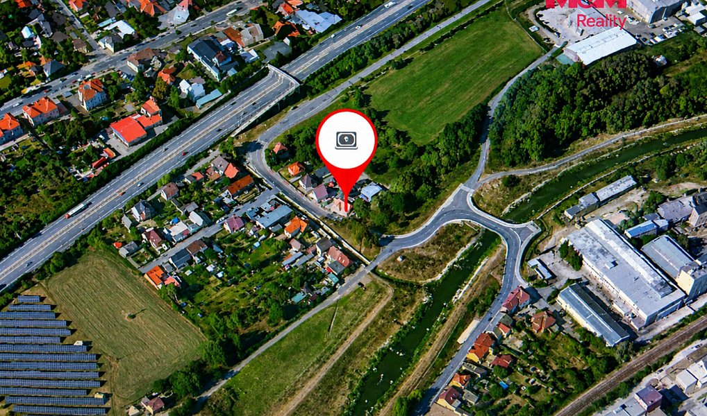Prodej domu 300 m² s pozemkem 1 610 m², Králův Dvůr – náhled fotky 3