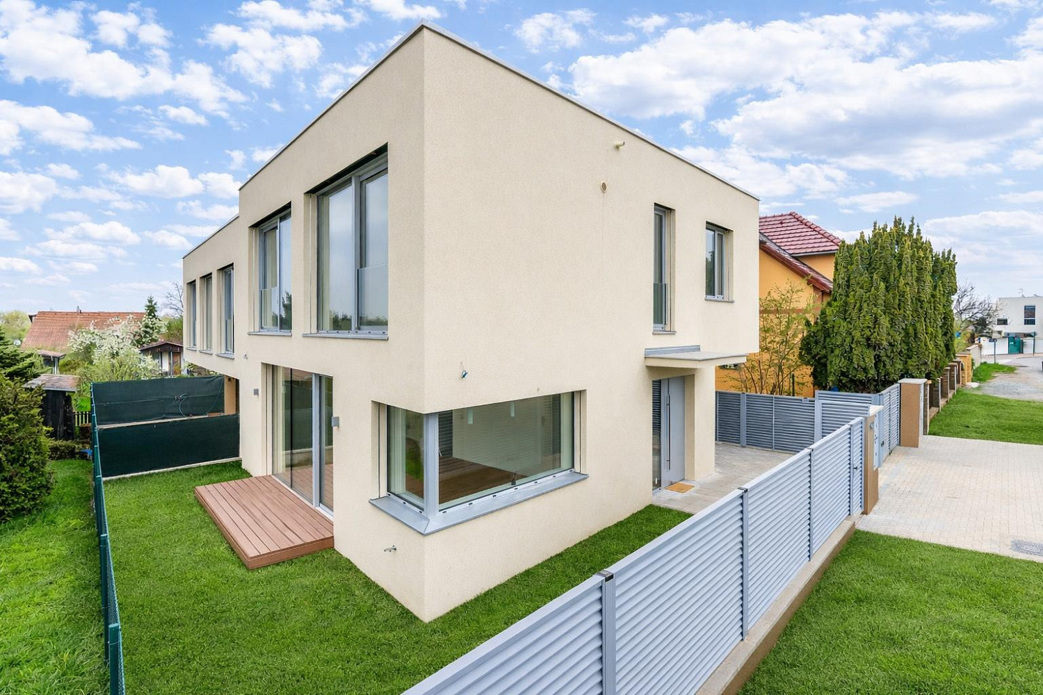 Prodej domu 126 m² s pozemkem 175 m²