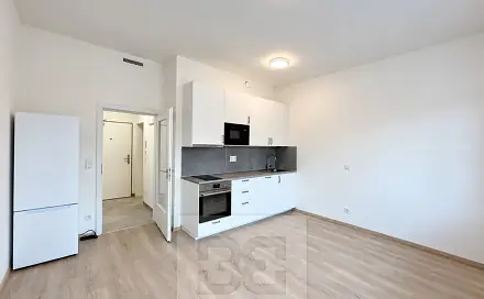 Pronájem bytu 1+kk 27 m²