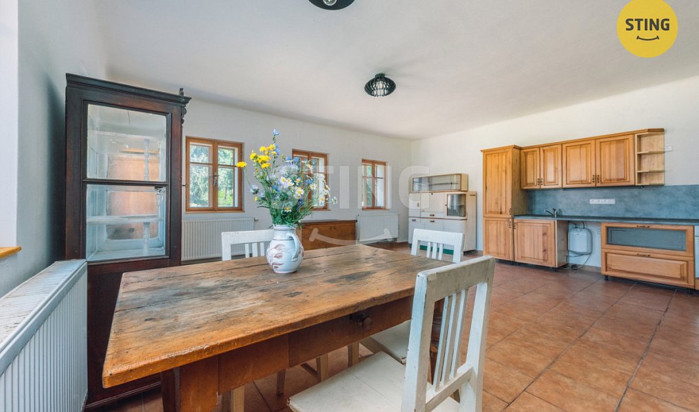Prodej domu 272 m² s pozemkem 5 189 m², Stará Paka – náhled fotky 4
