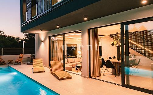 Prodej domu 200 m² s pozemkem 400 m², Vodice, Chorvatsko