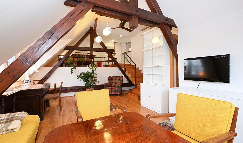 Pronájem bytu 2+kk 65 m², Praha – náhled fotky 2