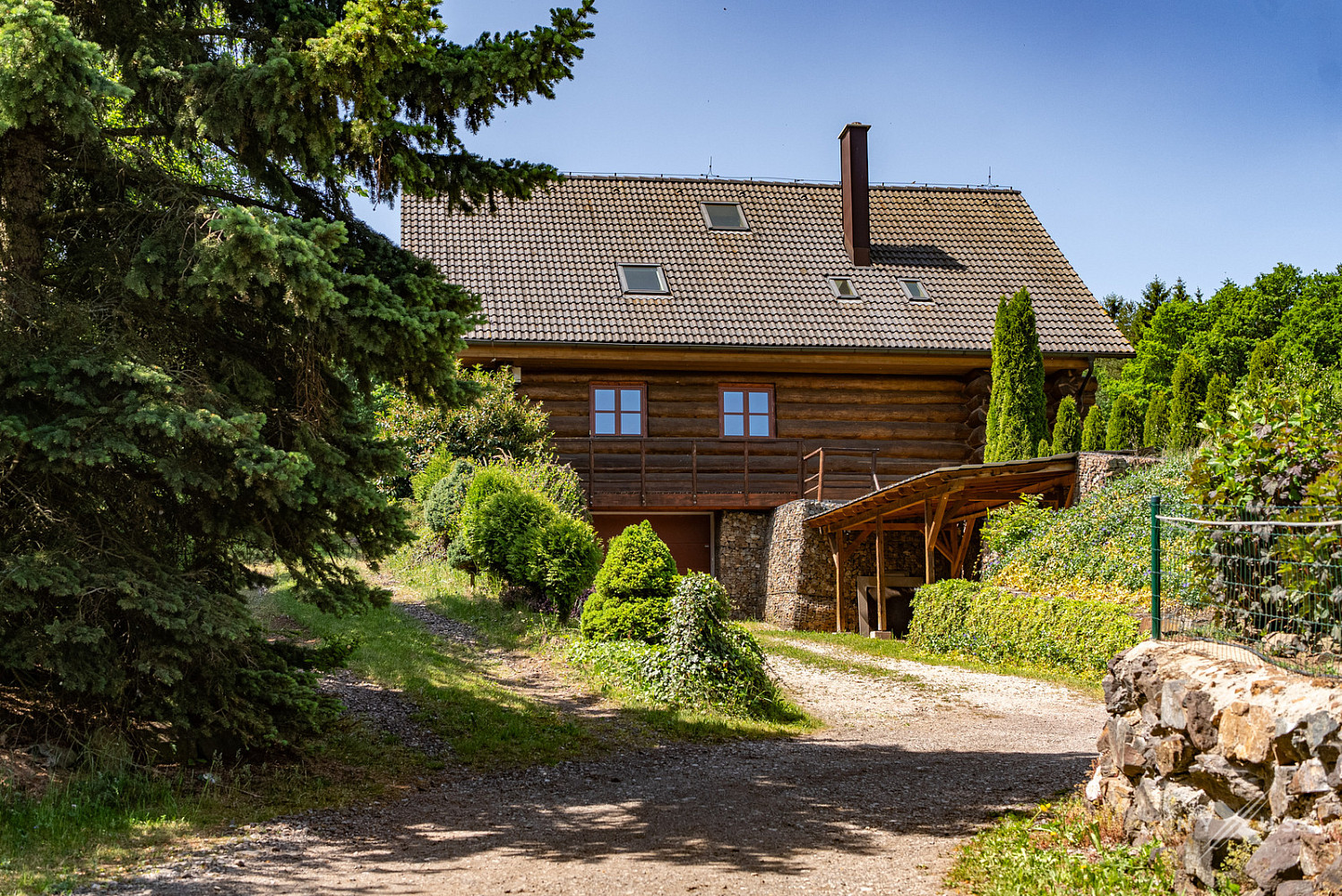 Prodej domu 284 m² s pozemkem 11 465 m² – pohled 3