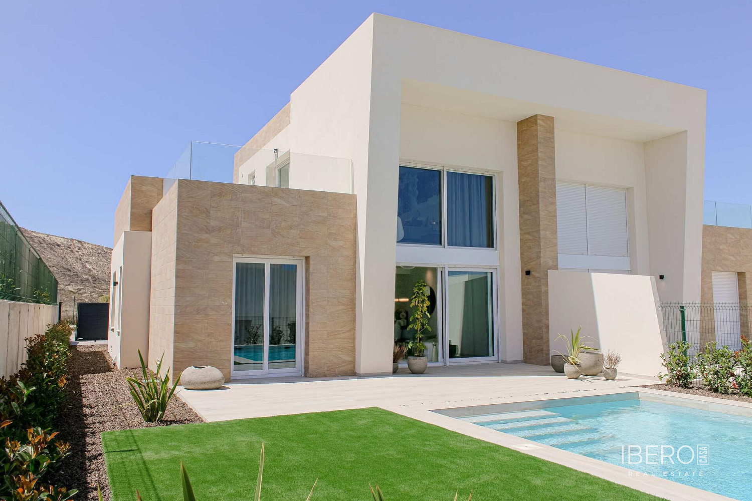 Prodej domu 95 m² s pozemkem 294 m²