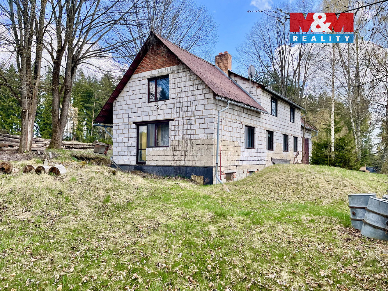 Prodej domu 128 m² s pozemkem 38 211 m² – fotografie 2