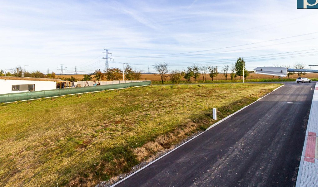 Prodej stavebního pozemku 1 099 m², Ohrobec – náhled fotky 6