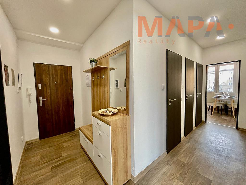 Pronájem bytu 3+1 79 m² – fotografie 3