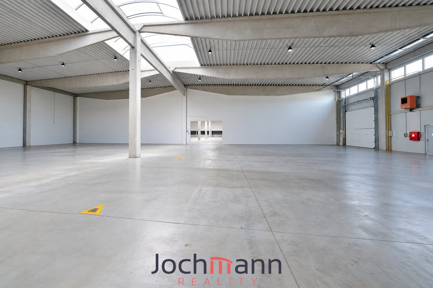 Pronájem skladovacích prostor 2 660 m² – fotografie 3