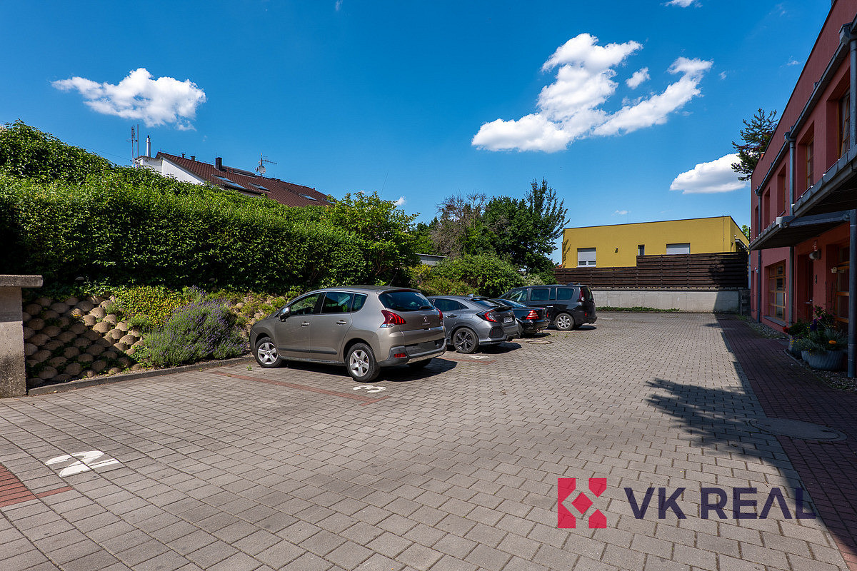 Prodej bytu 2+kk 63 m² — photo 2