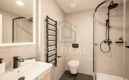 Pronájem bytu 2+kk 54 m², třída Míru, Pardubice - Zelené Předměstí