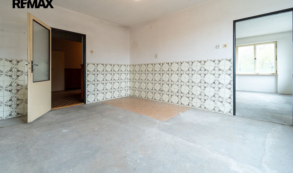Prodej domu 200 m² s pozemkem 895 m², Rovečné – náhled fotky 24