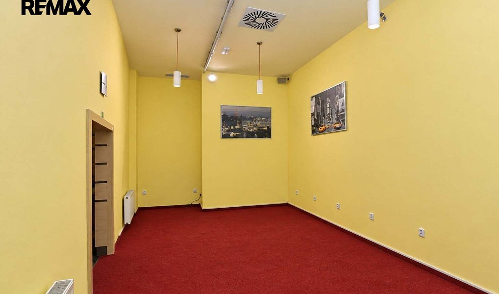 Prodej obchodních prostor 456 m², Beroun – náhled fotky 9