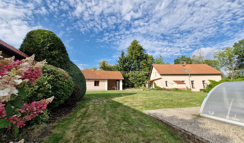 Prodej domu 340 m² s pozemkem 4 725 m², Verneřice – náhled fotky 15
