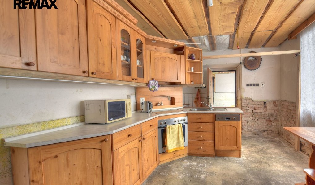 Prodej domu 325 m² s pozemkem 913 m², Zvěstov – náhled fotky 26
