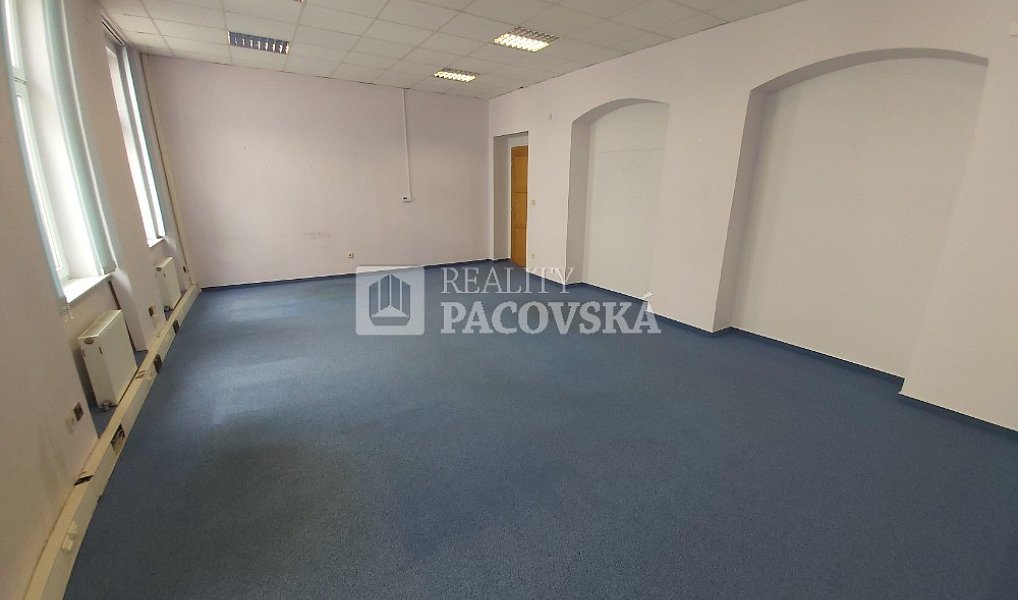 Pronájem kanceláře 146 m², Ústí nad Labem – náhled fotky 4