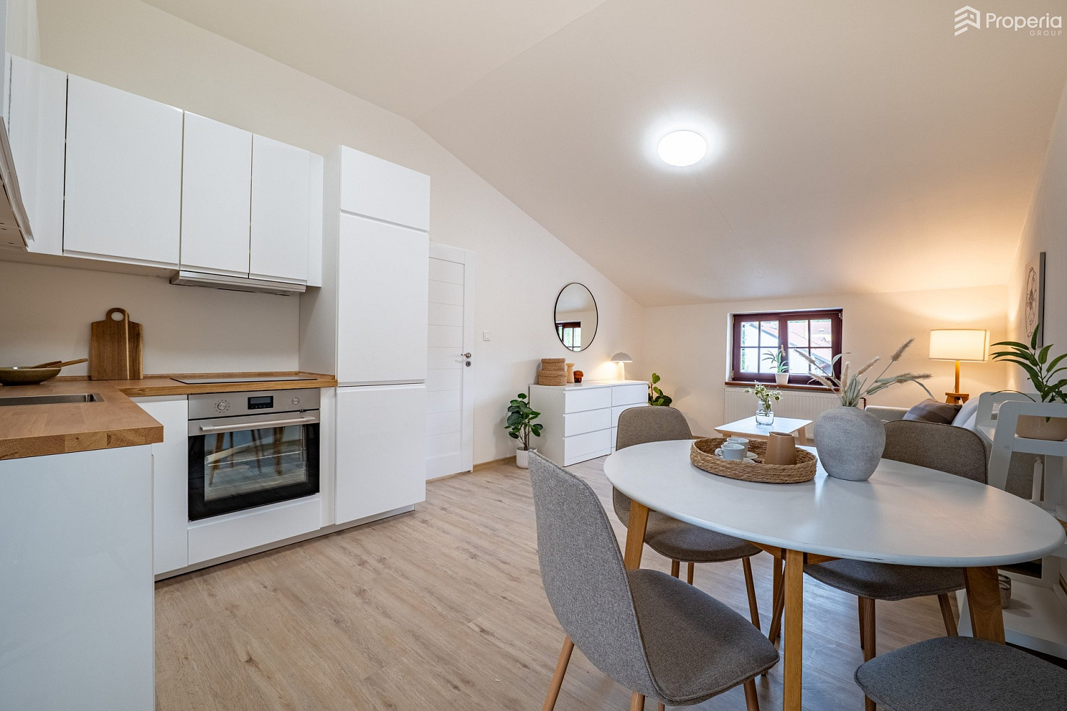 Prodej bytu 3+kk 69 m² — photo 2
