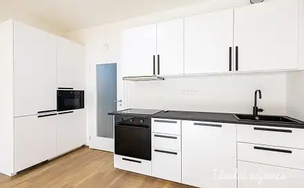 Pronájem bytu 1+kk 35 m²