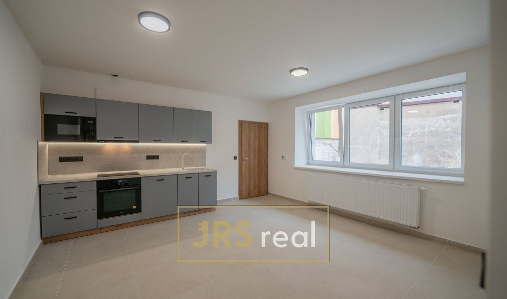 Prodej domu 233 m² s pozemkem 353 m², Veselí nad Moravou – náhled fotky 7