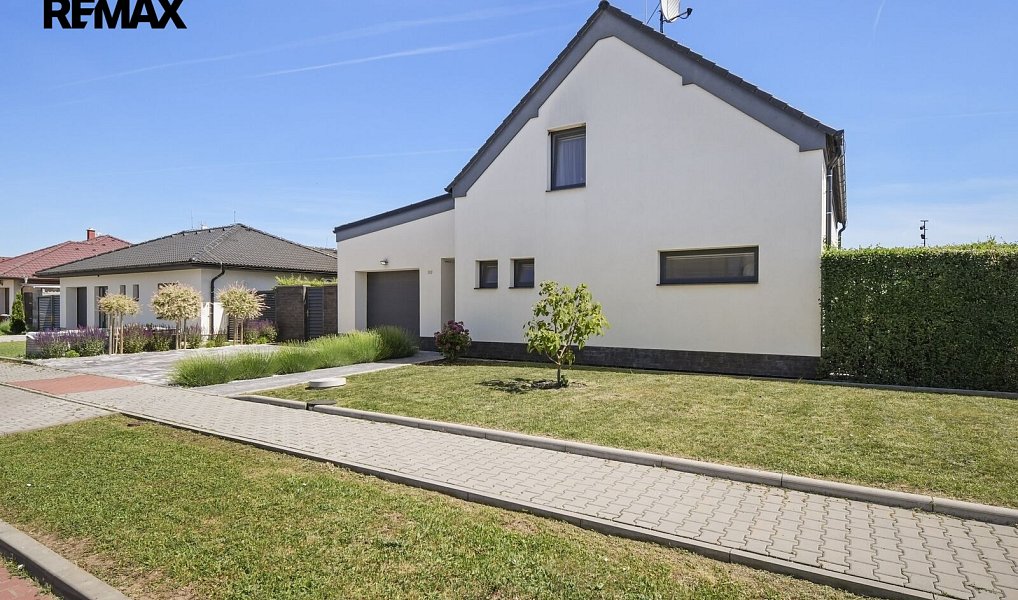 Prodej domu 176 m² s pozemkem 1 000 m², Kupařovice – náhled fotky 43
