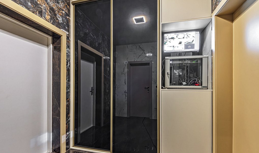 Prodej domu 378 m² s pozemkem 1 166 m², Králův Dvůr – náhled fotky 28