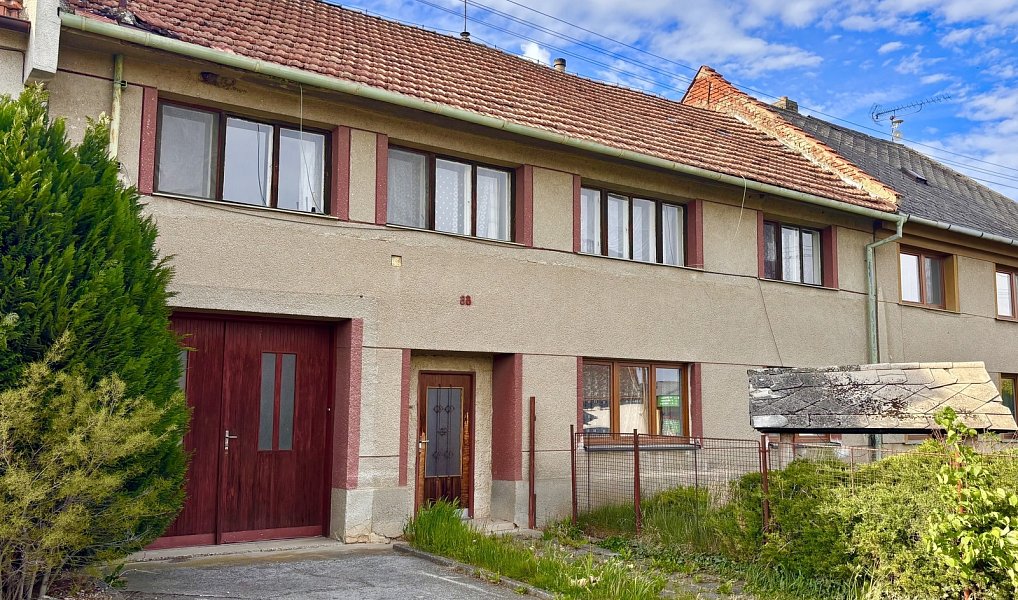 Prodej domu 150 m² s pozemkem 2 697 m², Čelčice – náhled fotky 4