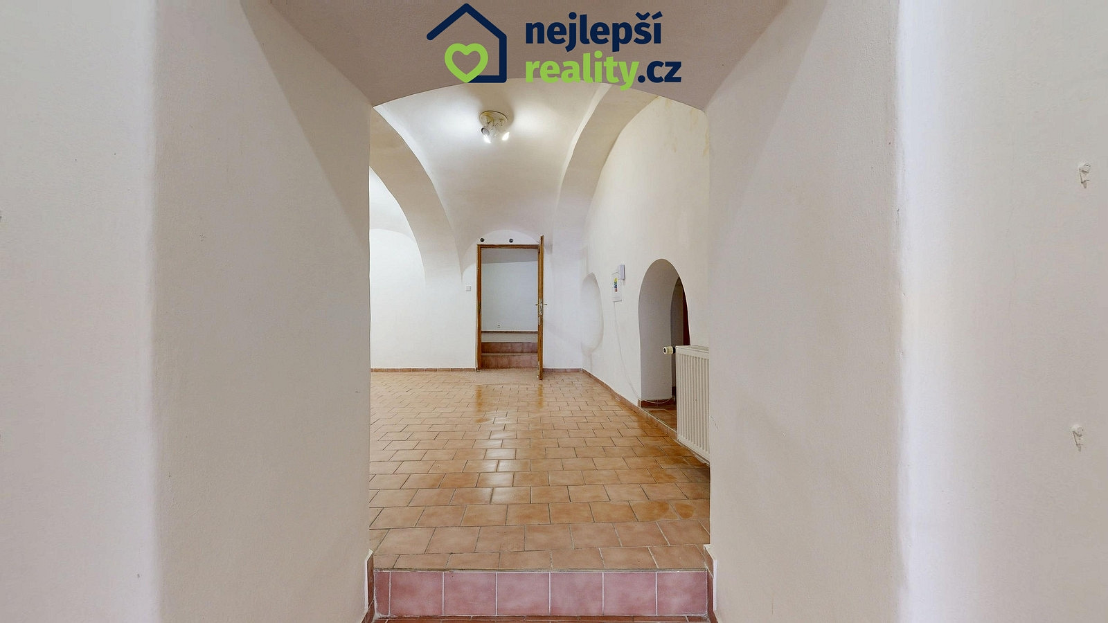 Pronájem obchodních prostor 165 m² — photo 2