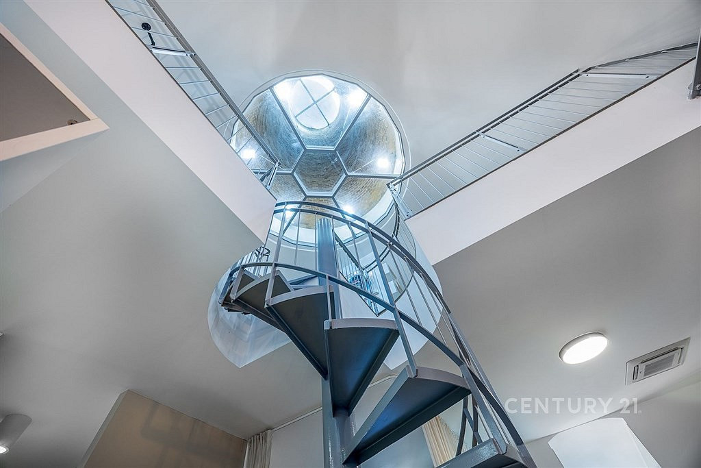 Pronájem kanceláře 146 m² — photo 4