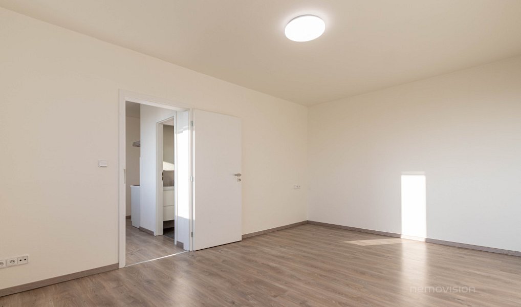 Pronájem bytu 2+1 58 m², Strážnice – náhled fotky 7