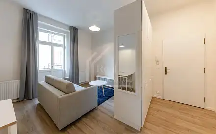 Pronájem bytu 1+kk 30 m²