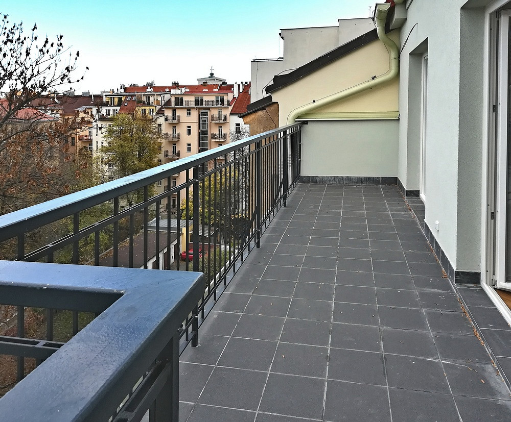 Pronájem bytu 1+kk 42 m²