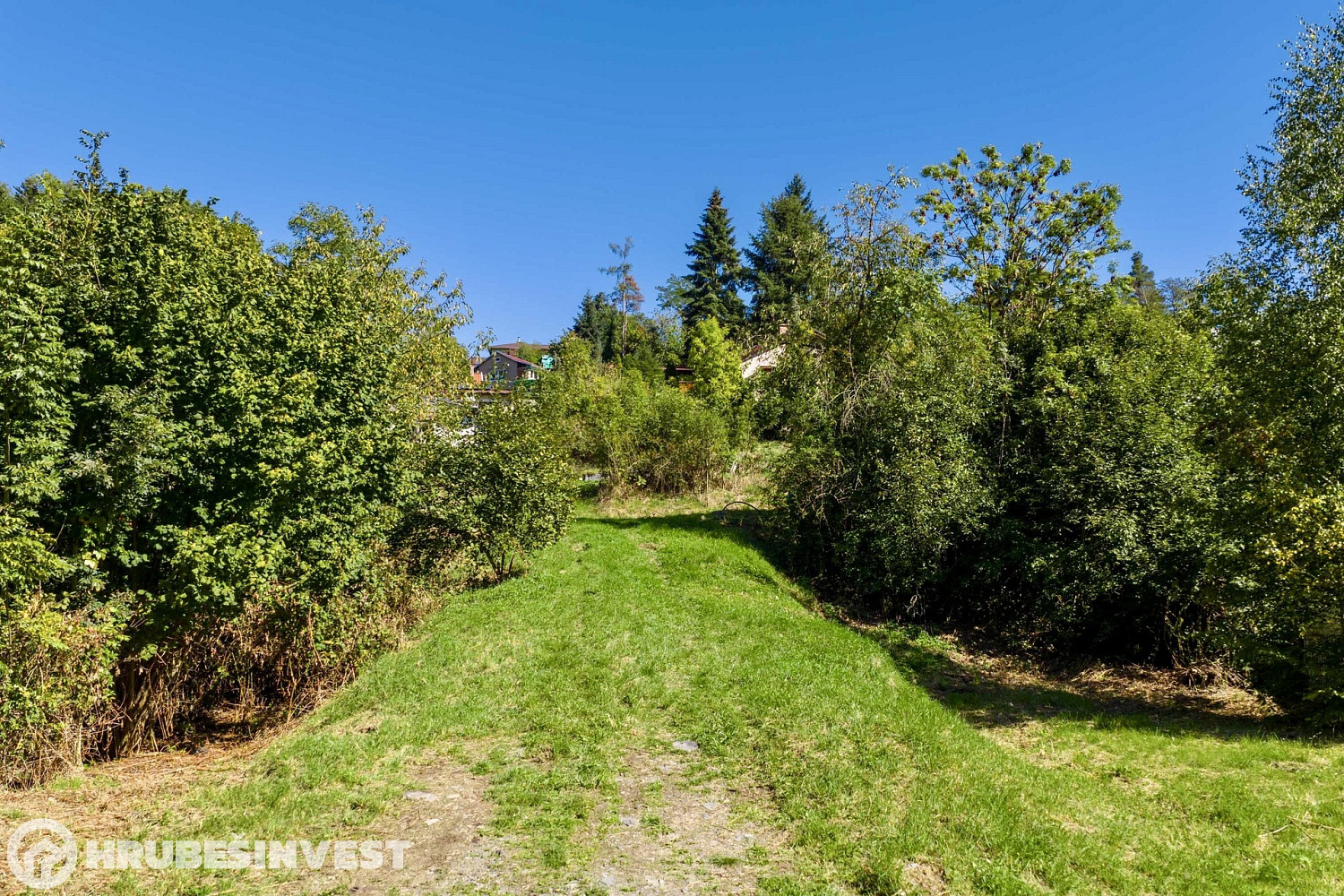 Prodej stavebního pozemku 1 336 m² – fotografie 3