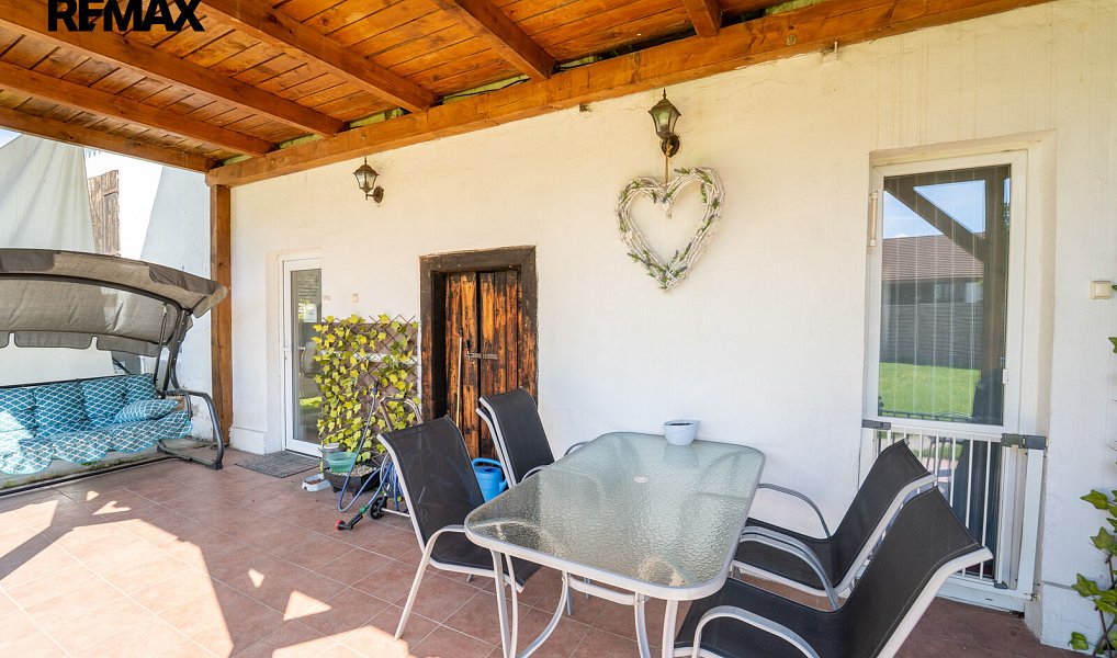 Prodej domu 140 m² s pozemkem 2 563 m², Pečky – náhled fotky 31