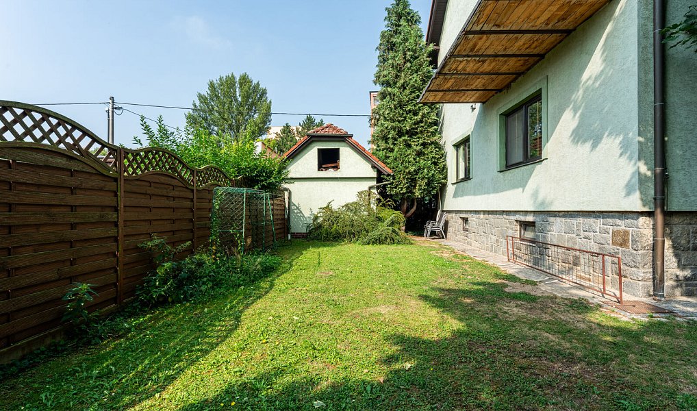 Pronájem bytu 3+1 82 m², Opava – náhled fotky 16