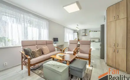 Prodej domu 146 m² s pozemkem 160 m², Boženy Němcové, Podbořany, okres Louny