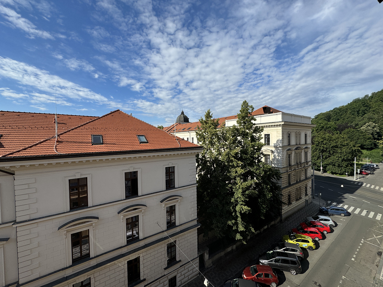 Pronájem bytu 2+1 58 m² – fotografie 2