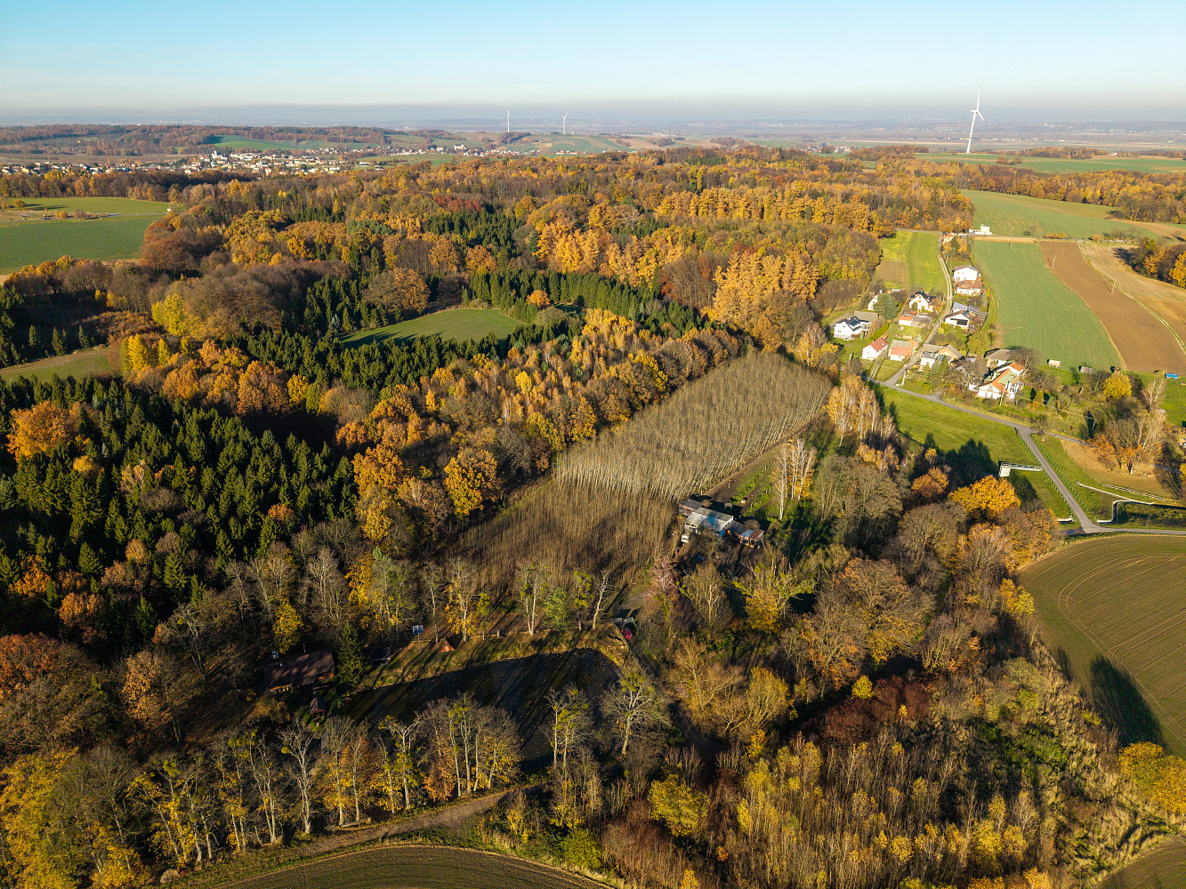 Pronájem komerčního pozemku 22 800 m²