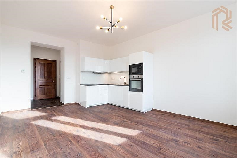 Pronájem bytu 1+kk 31 m²