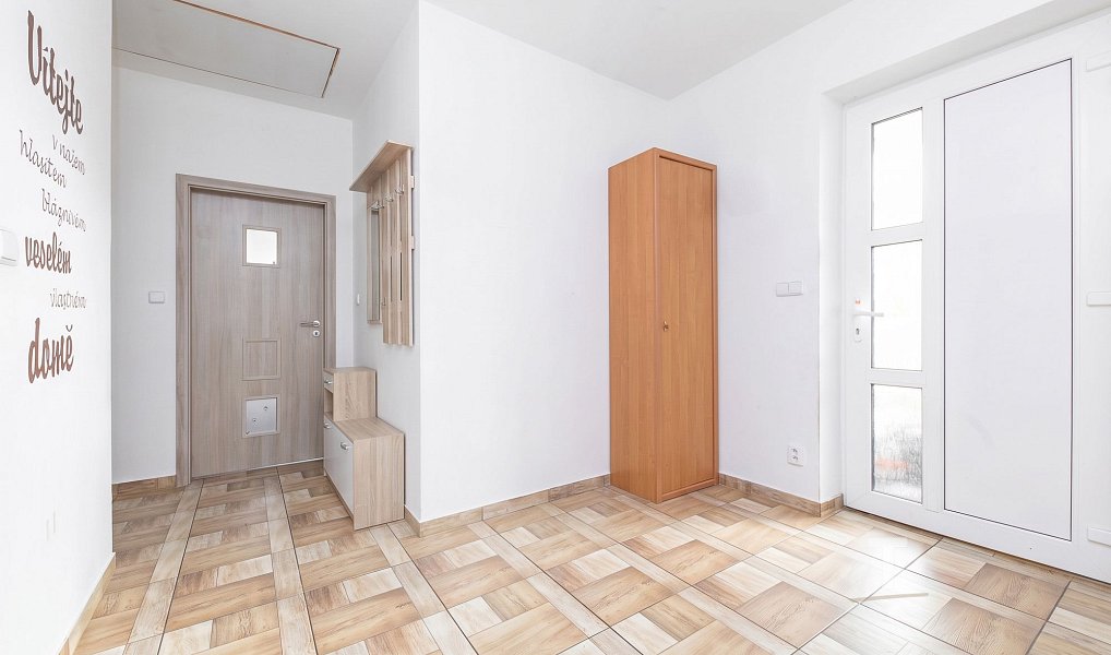 Prodej domu 154 m² s pozemkem 1 089 m², Stařechovice – náhled fotky 8