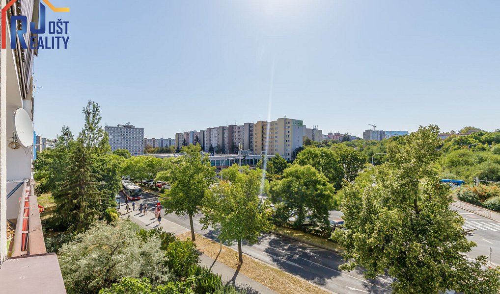 Prodej bytu 4+1 72 m², Praha – náhled fotky 27