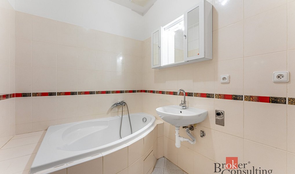 Prodej bytu 3+kk 75 m², Beroun – náhled fotky 10