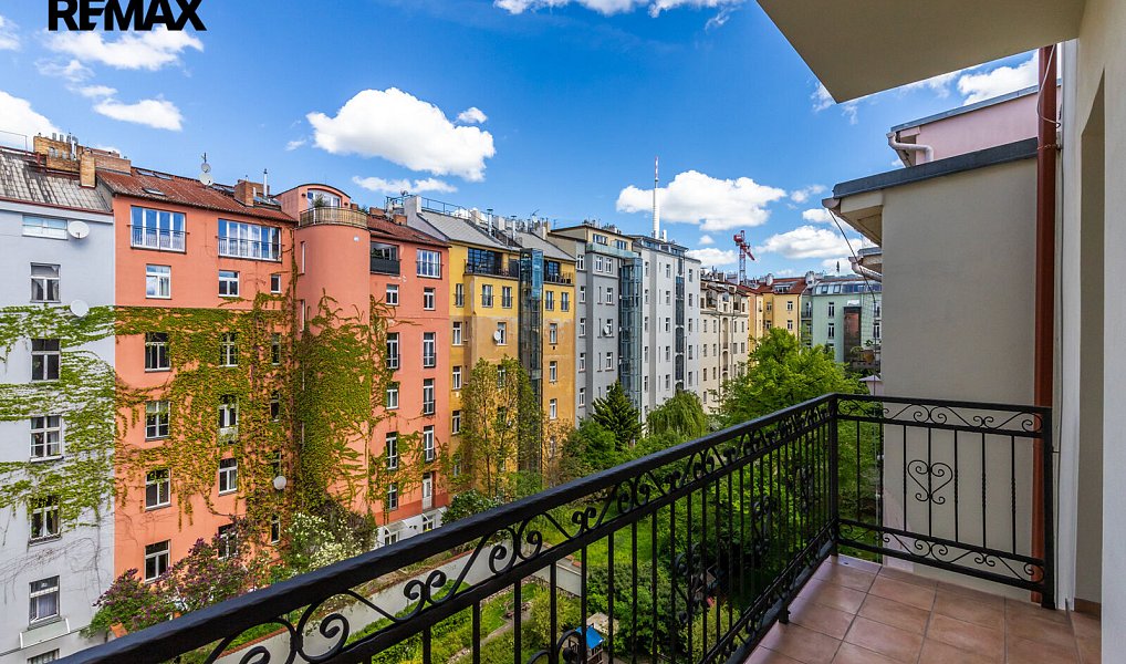Pronájem bytu 4+kk 130 m², Praha – náhled fotky 23