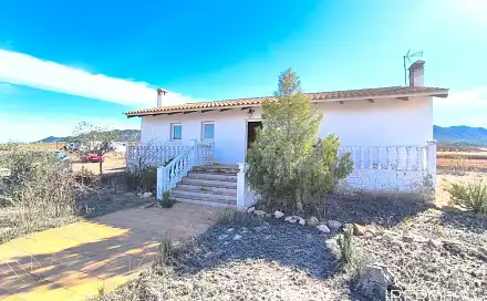 Prodej domu 127 m² s pozemkem 3 618 m², Yecla, Španělsko