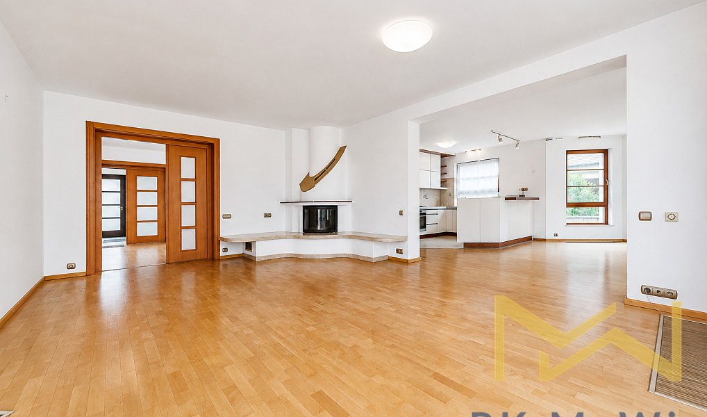 Pronájem domu 450 m² s pozemkem 820 m², Praha – náhled fotky 3