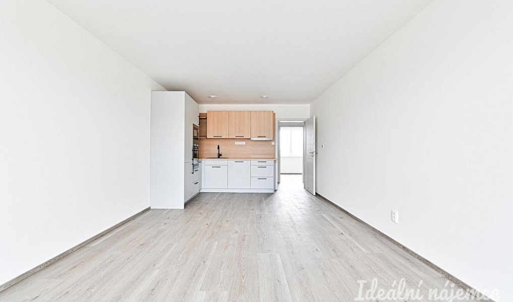 Pronájem bytu 3+kk 71 m², Dobřany – náhled fotky 3