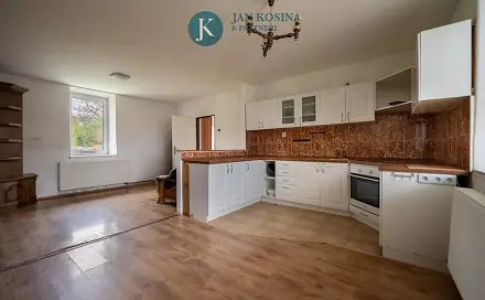 Prodej domu 200 m² s pozemkem 1 384 m², Doubek, okres Praha-východ